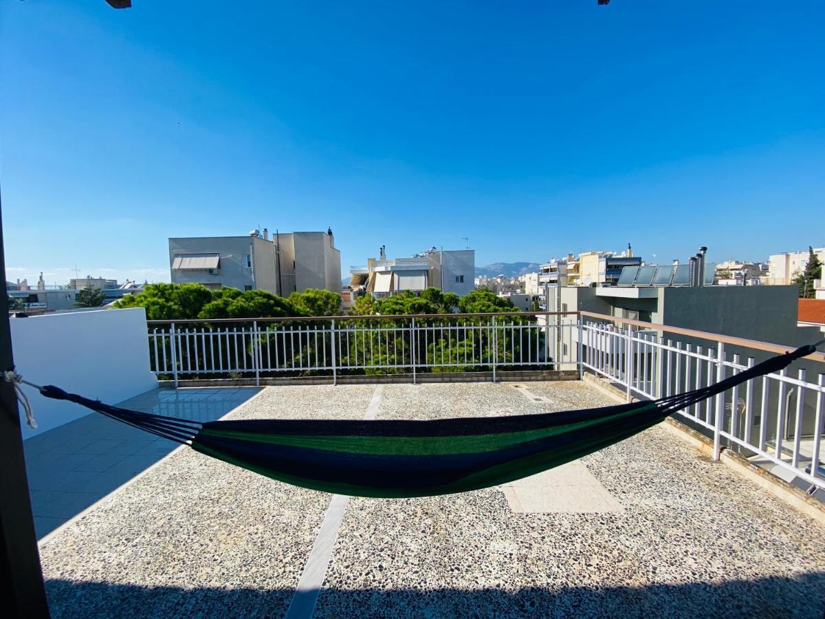 地铁站旁,免费停车位,距机场15分钟车程,独享80平米露台和美景,星空帐篷,舒适淋浴,宽敞3间房3张双人床公寓 Афины Экстерьер фото